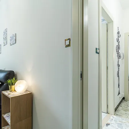 Familybo Ristori Fiera Apartament *