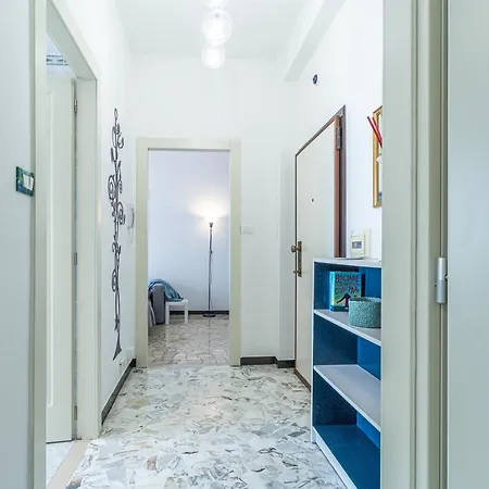 Familybo Ristori Fiera Apartament *